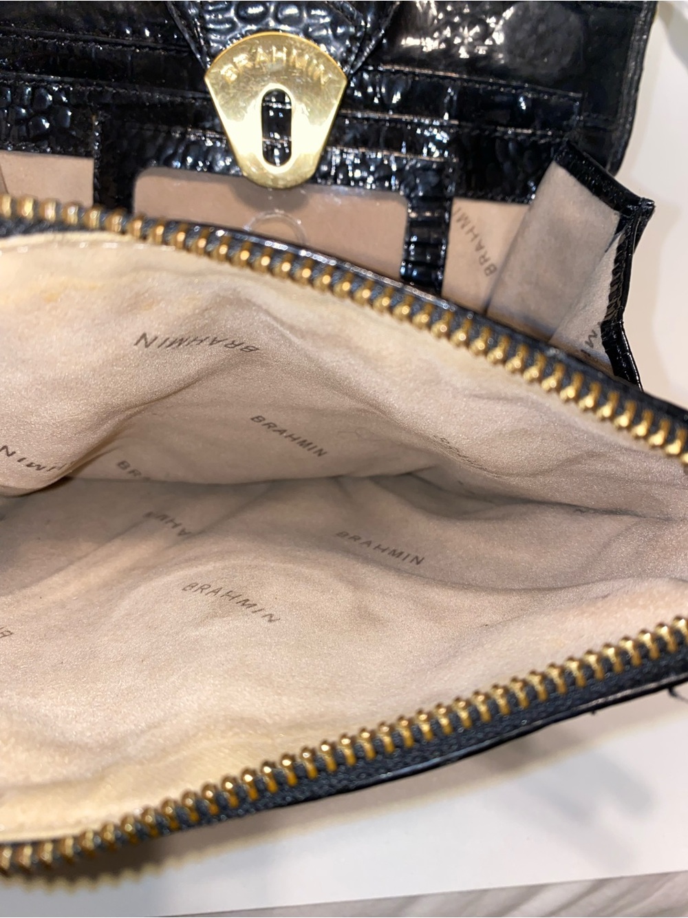 Brahmin Mojito Black Croc-Embossed Leather Crossbody with Gold Hardware - Picture 9 of 13